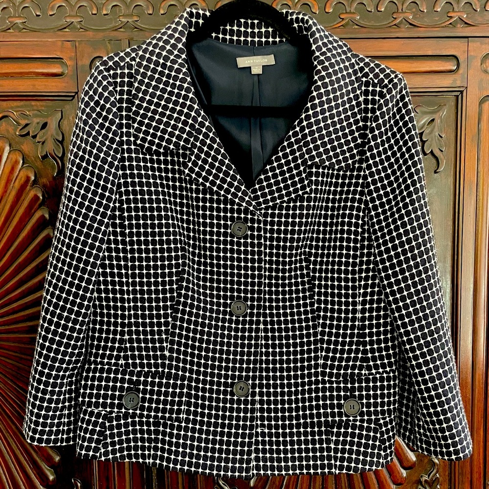 ANN TAYLOR BLAZER
